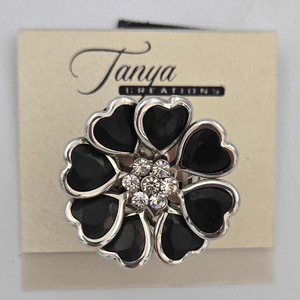 Tanya Collection Black and SilverToned Flower Stretchy Band Ring
